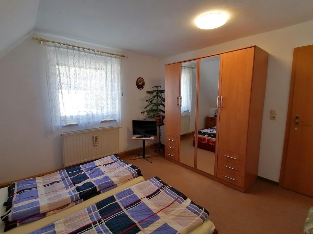 Haus Am Waldrand Apartment ไฟร์ทาล ภายนอก รูปภาพ