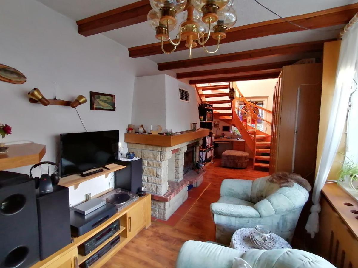 Haus Am Waldrand Apartment ไฟร์ทาล ภายนอก รูปภาพ