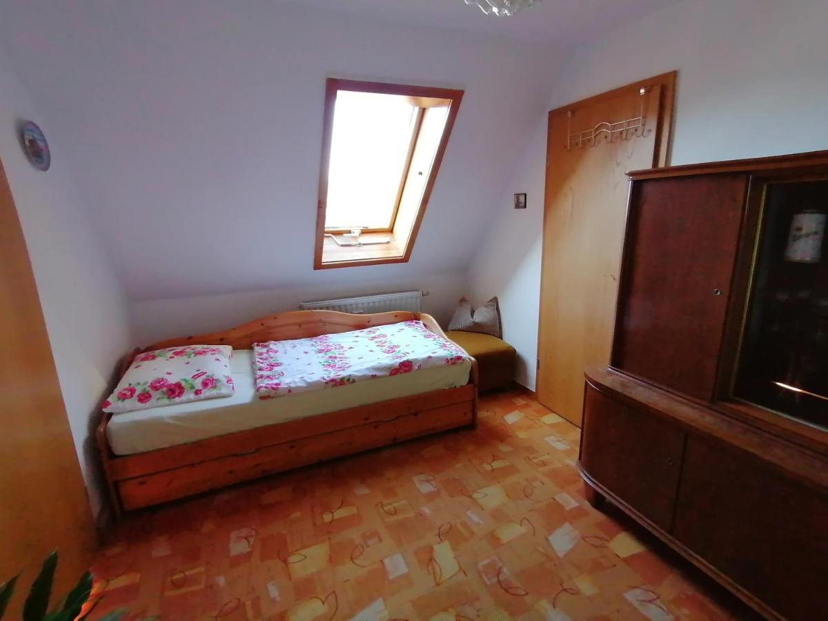 Haus Am Waldrand Apartment ไฟร์ทาล ภายนอก รูปภาพ